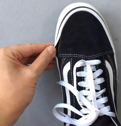 從“耐穿”到“產(chǎn)地質(zhì)疑” 對運(yùn)動鞋消費(fèi)的理性思考